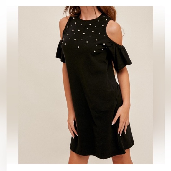 Hem & Thread Dresses & Skirts - NWT Hem & Thread Black Cold Shoulder Pearl-Studded Dress